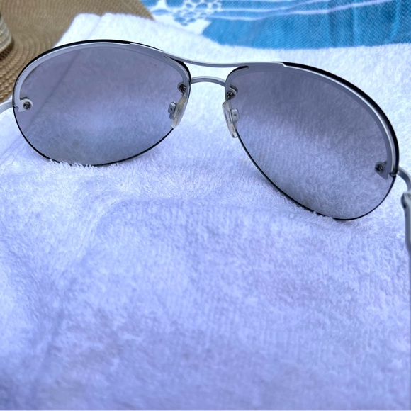 Steve Madden Aviator Sunglasses, NWOT - Picture 5 of 8